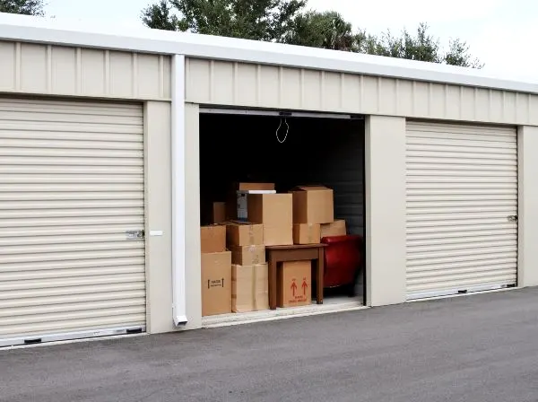 Moisture-free self storage unit